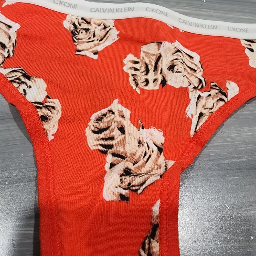 Calvin Klein ckone Thong Underwear‎ Panties Size Small Cotton Blend 2 Pair
